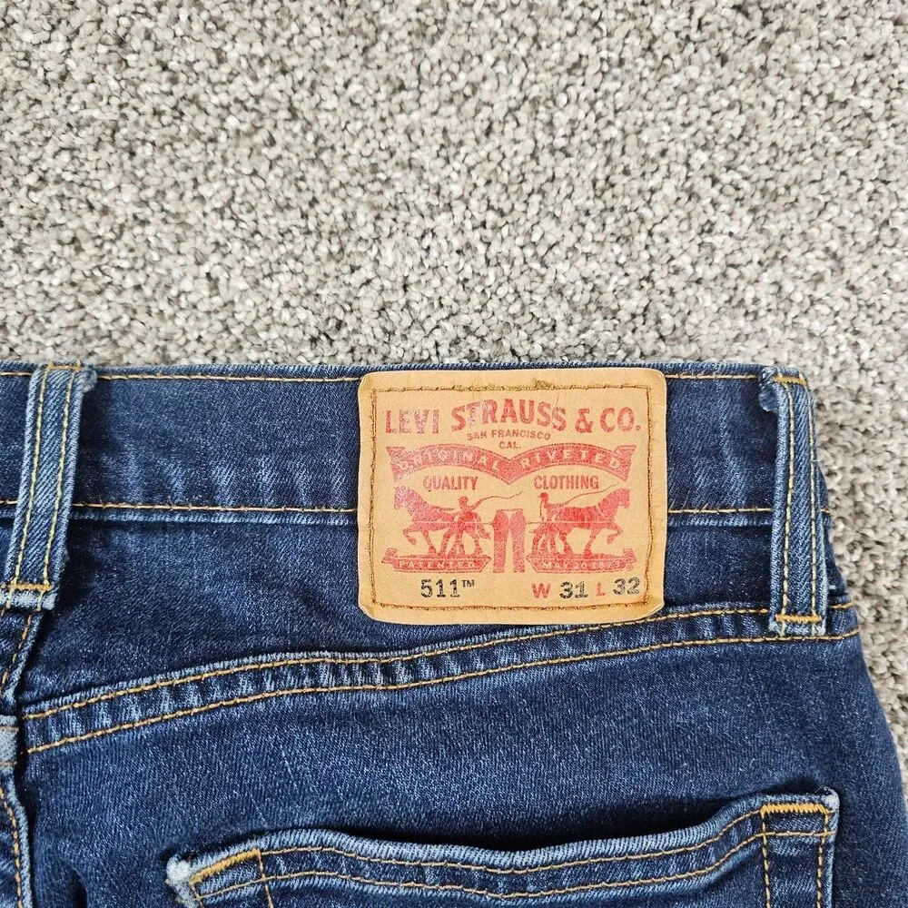 Levis ** this